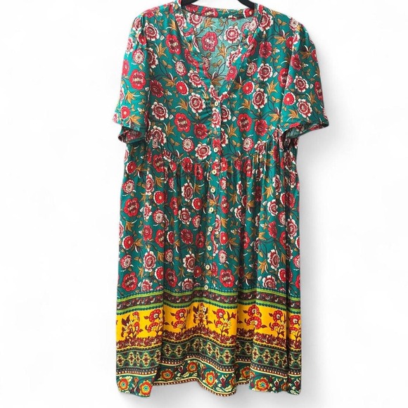 Dresses & Skirts - NWT Vibrant Floral Cupshe Boho Babydoll Mini Dress Small
